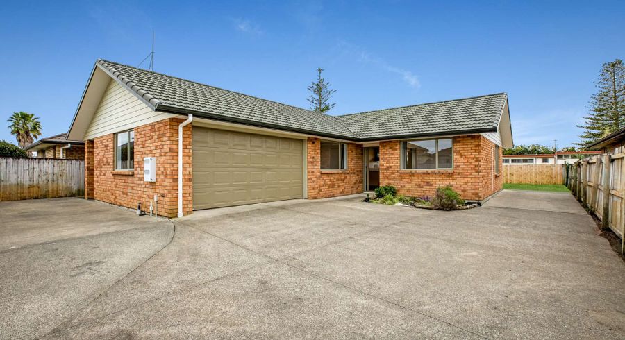 at 18 Chic Gardens, Parakai, Helensville