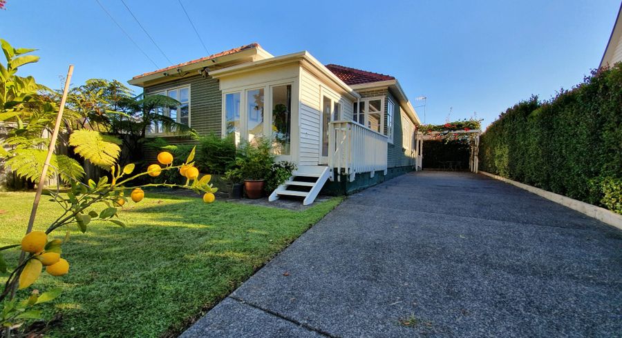  at 33 Preston Ave, Mount Albert, Auckland City, Auckland