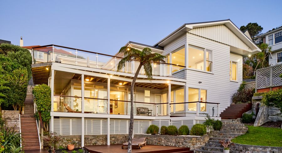  at 68 The Crescent, Roseneath, Wellington