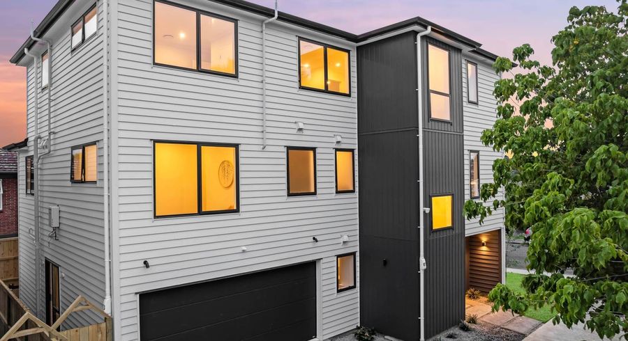  at 66C  Angelo Avenue, Howick, Manukau City, Auckland