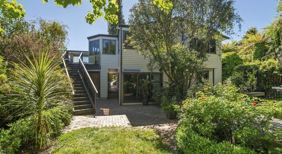  at 27 Awatea Terrace, Lynmore, Rotorua