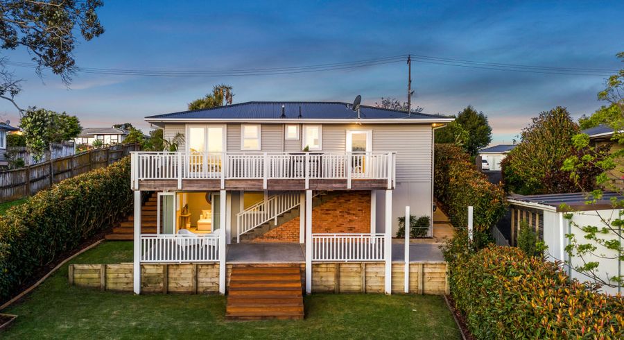  at 51 Sycamore Drive, Sunnynook, North Shore City, Auckland