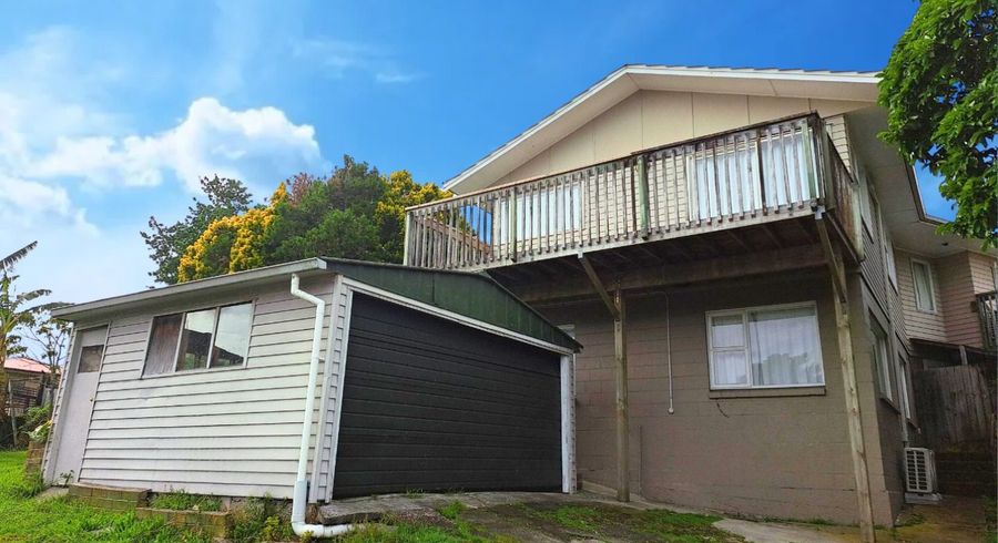  at 100 Barrys Road, Glendene, Waitakere City, Auckland