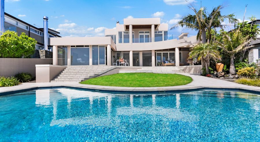  at 34 Cliff Road, Torbay, Auckland