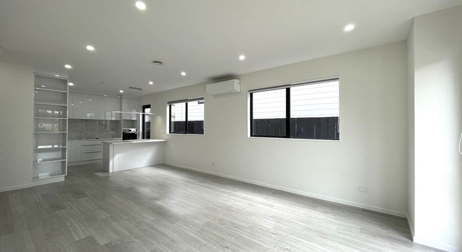  at 255C Hill Road, The Gardens, Manukau City, Auckland