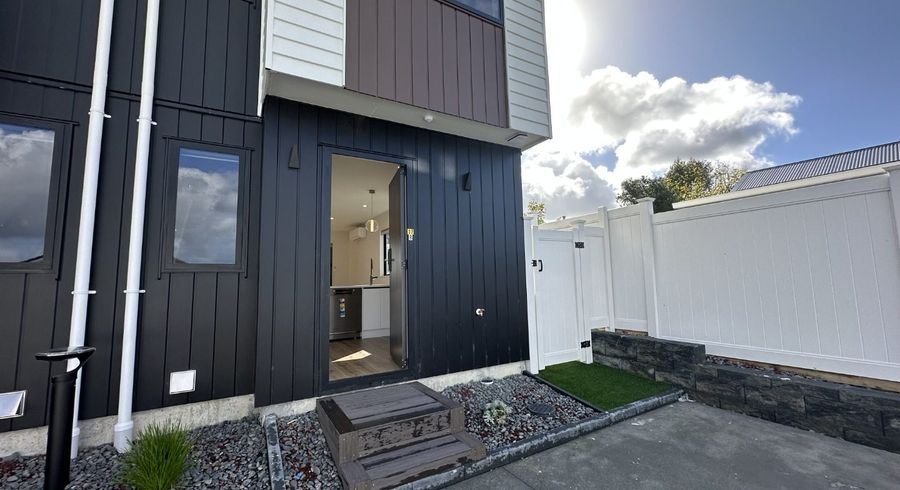  at 17B Midgley Road, West Harbour, Waitakere City, Auckland