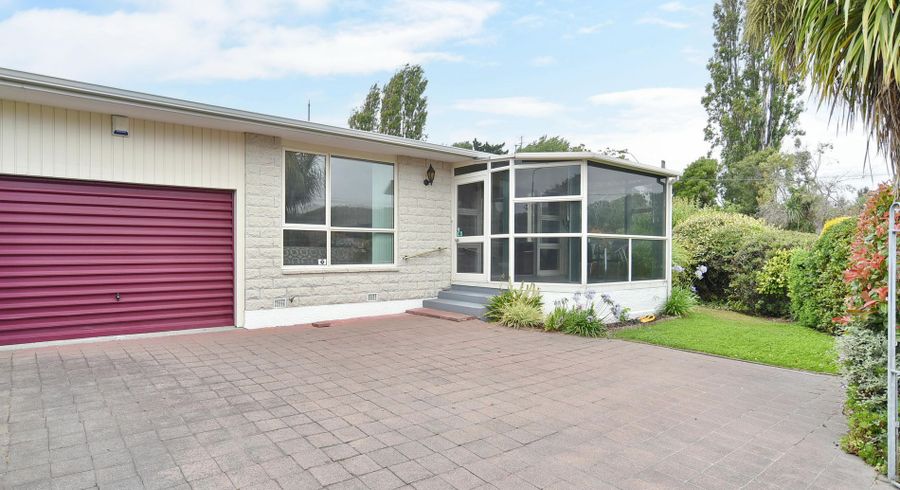  at 2/513 Mairehau Road, Parklands, Christchurch
