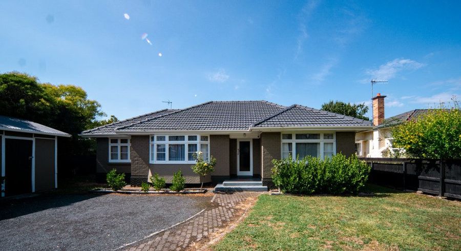  at 92 Te Aroha Street, Hamilton East, Hamilton