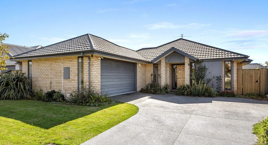  at 6 Sheraton Place, Redwood, Christchurch City, Canterbury