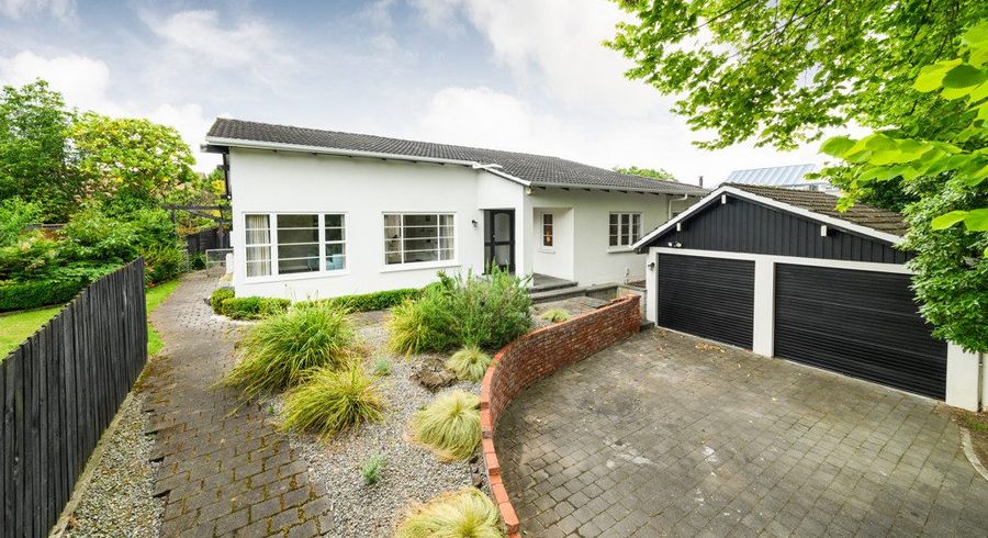  at 4 Awatea Terrace, Hokowhitu, Palmerston North