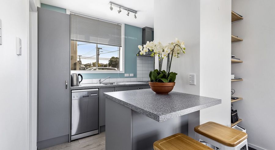  at 9/76 Freyberg Street, Lyall Bay, Wellington