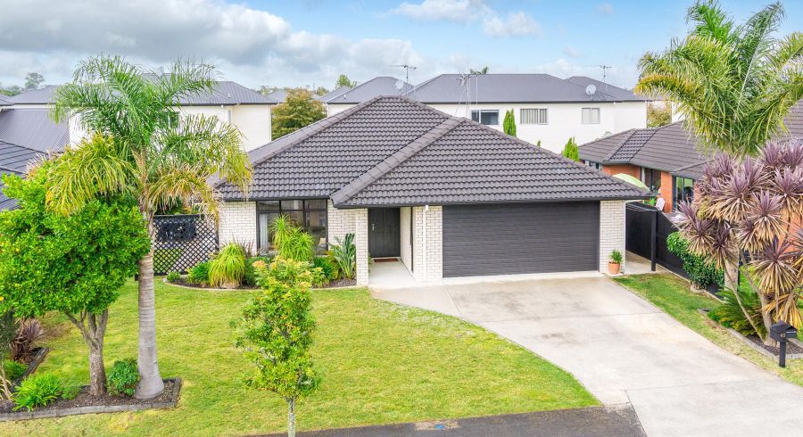  at 40 Parkside Drive, Huntington, Hamilton