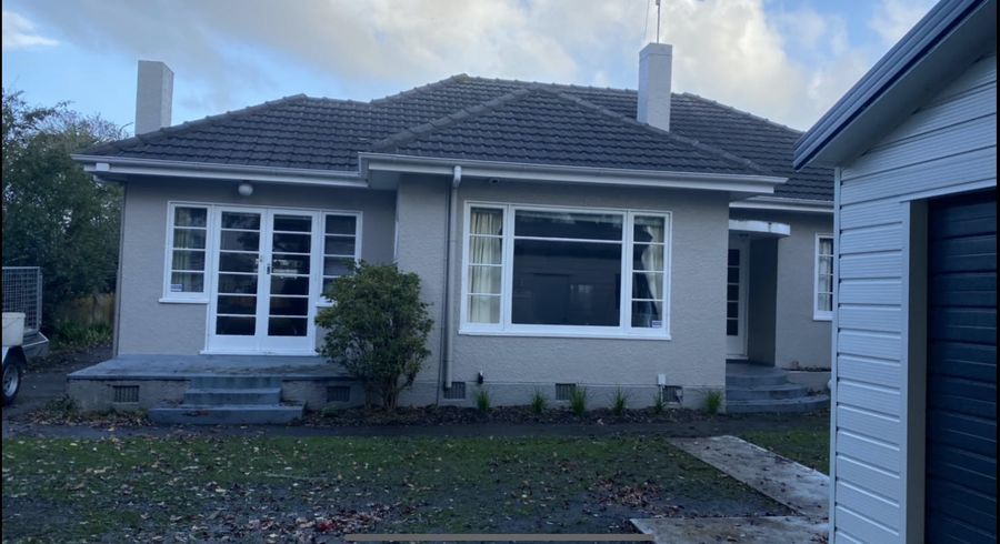  at 100 Church Street, West End, Palmerston North