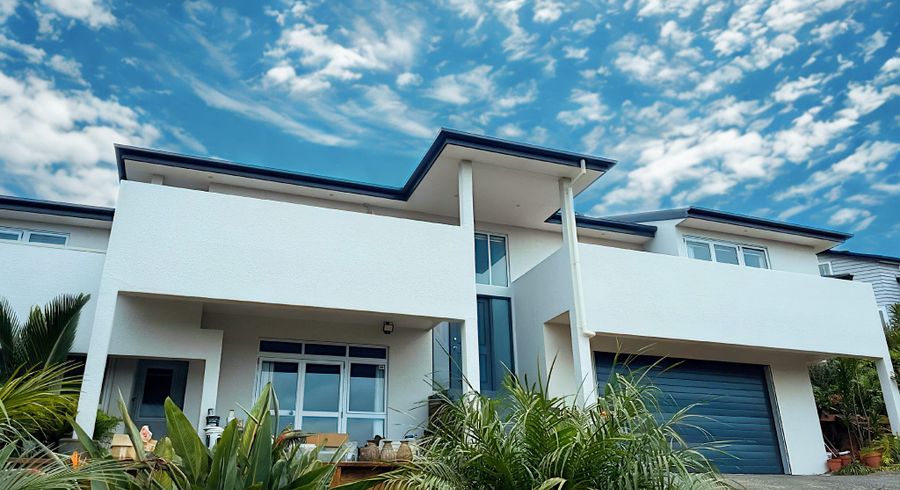  at 84 Pemberton Avenue, Bayview, North Shore City, Auckland