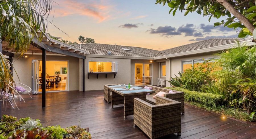  at 20 Penguin Drive, Murrays Bay, Auckland