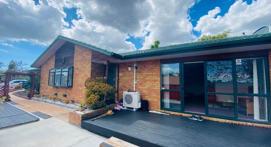  at 20 Medvale Avenue, Flat Bush, Manukau City, Auckland