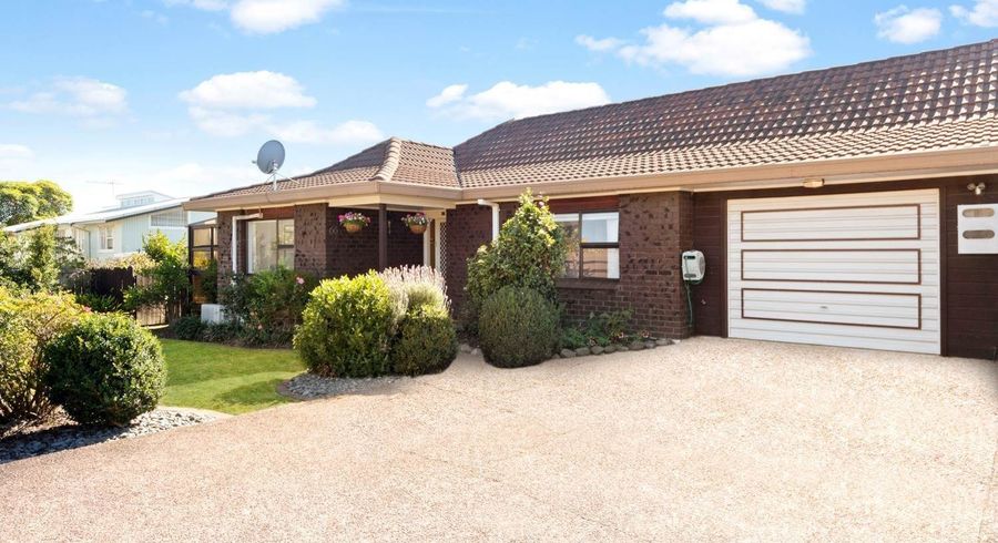 at 66 Donovan Street, Blockhouse Bay, Auckland City, Auckland