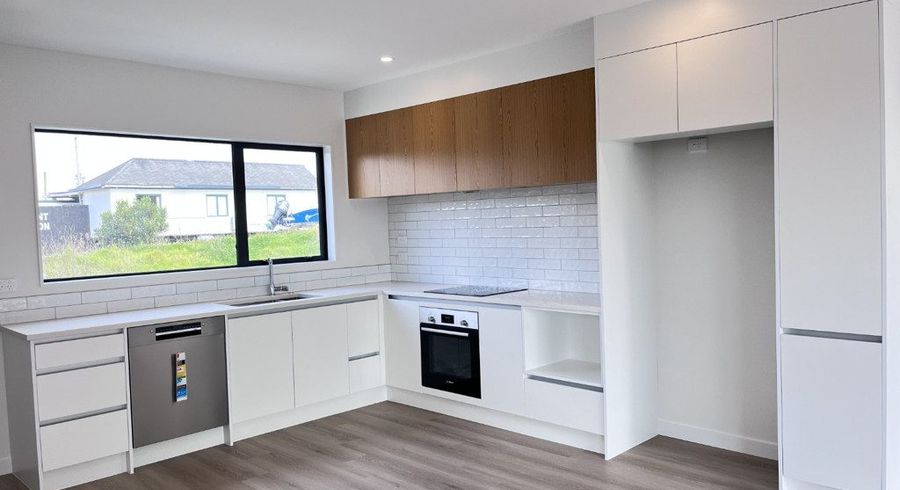  at 1 Battersby Lane, Windsor Park, North Shore City, Auckland