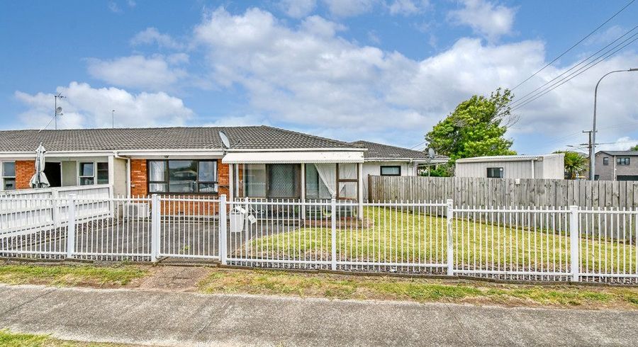  at 1 Ranfurly Road, Papatoetoe, Manukau City, Auckland