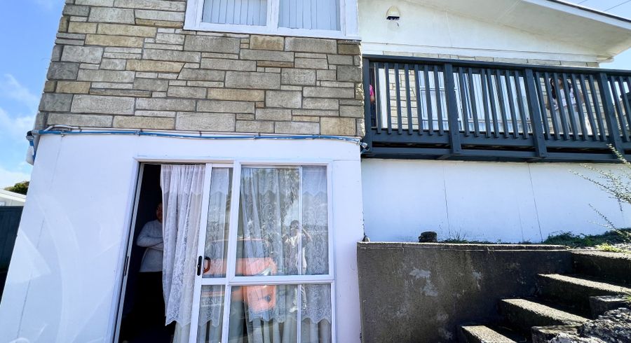  at 19a sunhave avenue, Glenfield, North Shore City, Auckland