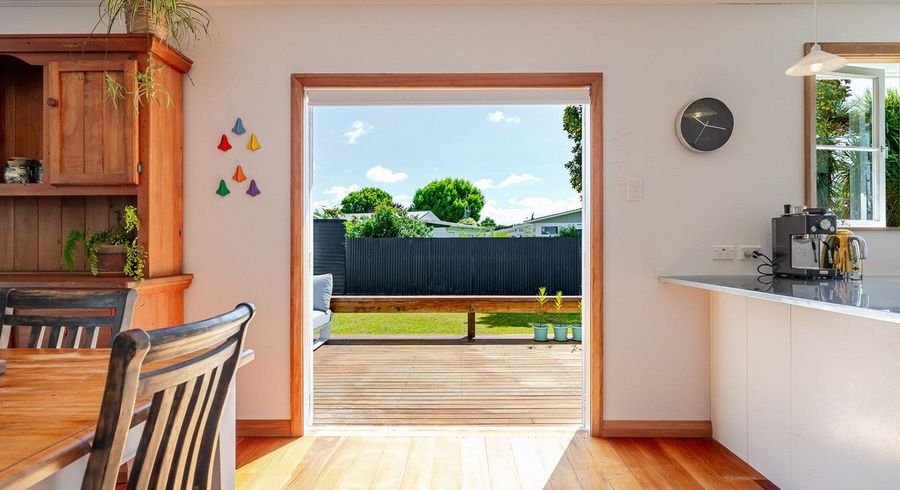  at 28 Winchester Street, Awapuni, Palmerston North, Manawatu / Whanganui