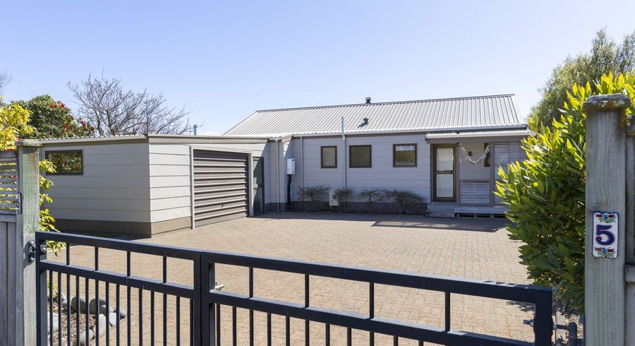 at 5 Kempton Place, Richmond Heights, Taupo, Waikato