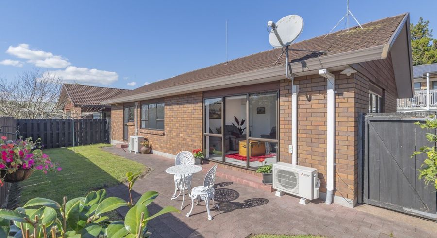 at 2/10 Great South Road, Papakura, Papakura, Auckland