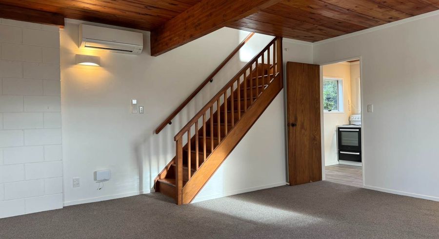  at 2/42 Fir Street, Waterview, Auckland City, Auckland