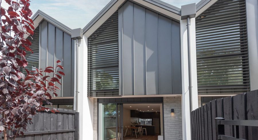  at 2/77 Deans Avenue, Riccarton, Christchurch