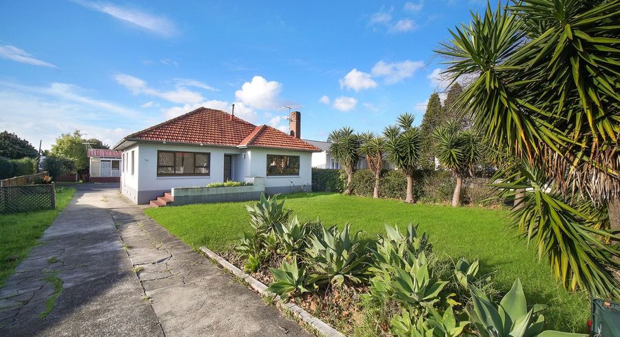  at 56 Landscape Road, Papatoetoe, Manukau City, Auckland