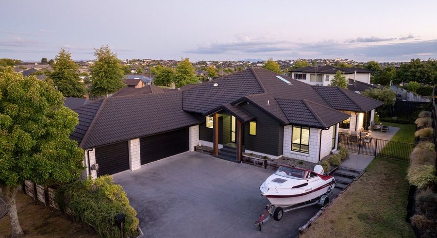  at 3 Highview Court, Flagstaff, Hamilton