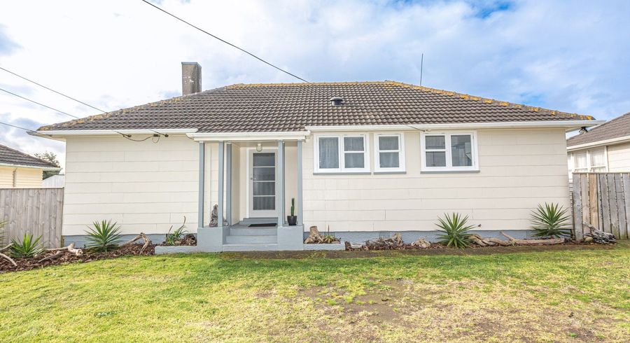  at 32 Akatea Street, Gonville, Whanganui