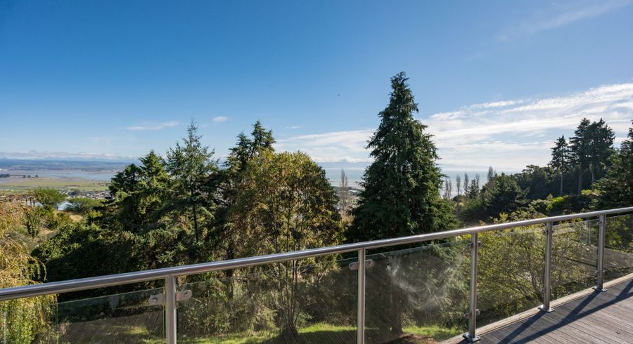  at 320b Princes Drive, Britannia Heights, Nelson, Nelson / Tasman