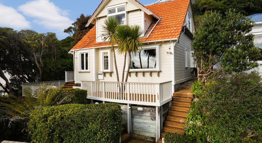  at 32 Raroa Road, Kelburn, Wellington, Wellington