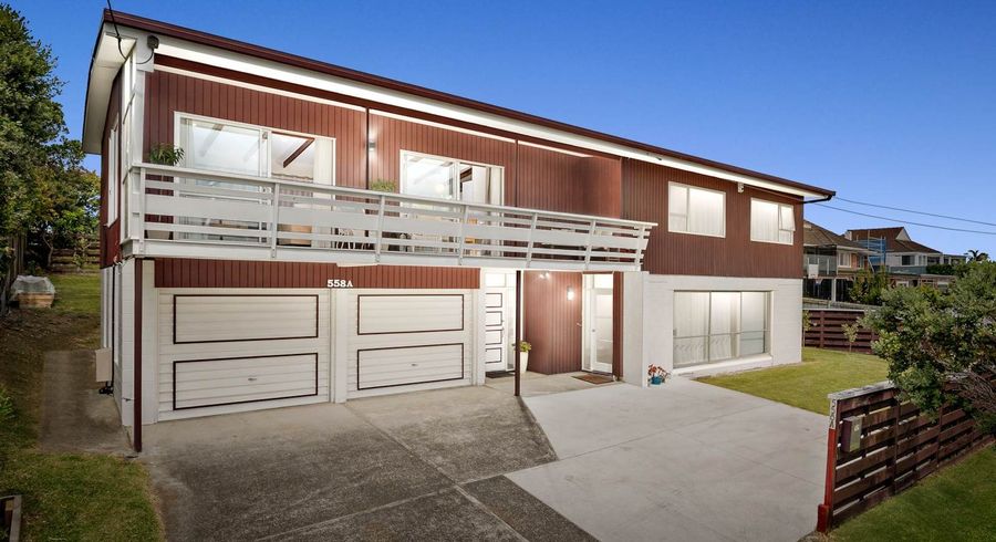  at 558A Beach Road, Rothesay Bay, Auckland