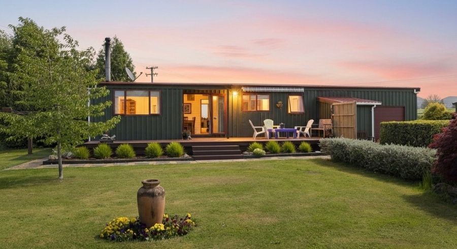  at 2 Mangamingi Road, Mihi