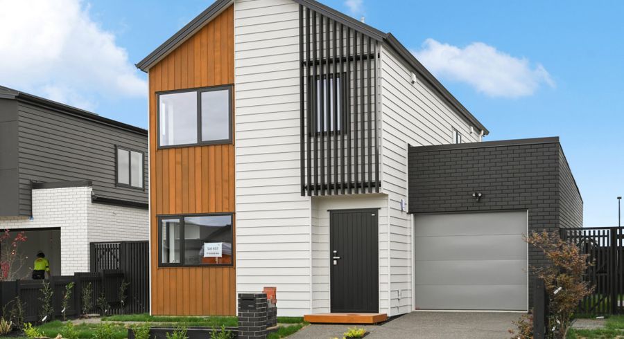  at 8 Gaylard Avenue, Chartwell, Hamilton