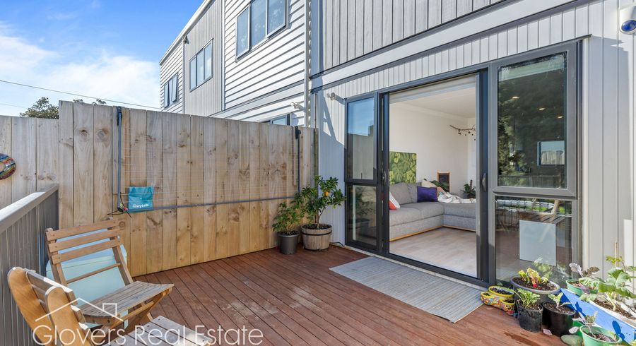  at 4/2 Brandon Road, Glen Eden, Auckland