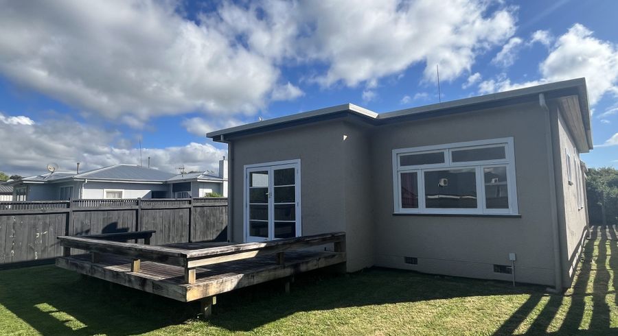  at 422 Botanical Road, West End, Palmerston North