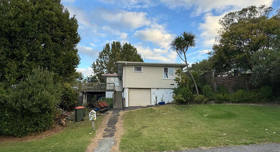  at 1 La Trobe Street, Pakuranga, Manukau City, Auckland