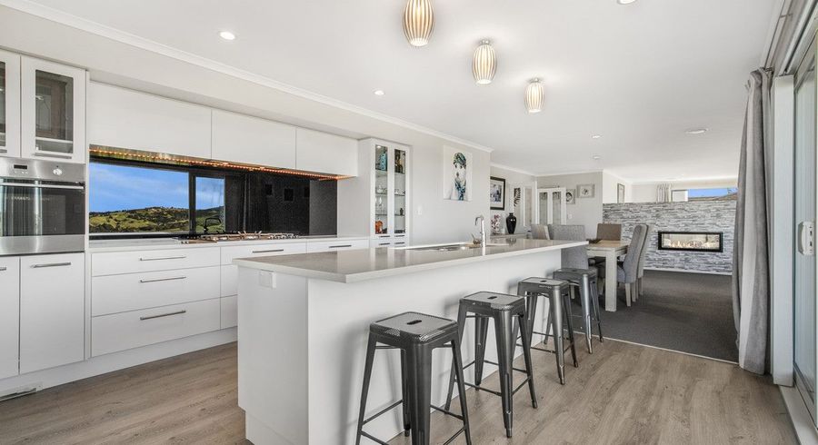  at 19 Seaview Crescent, Hatfields Beach, Orewa