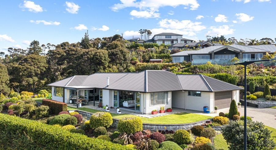  at 8 Woodridge Drive, Stanmore Bay, Whangaparaoa