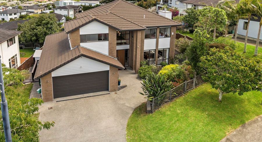  at 8 Hilton Close, Albany, North Shore City, Auckland