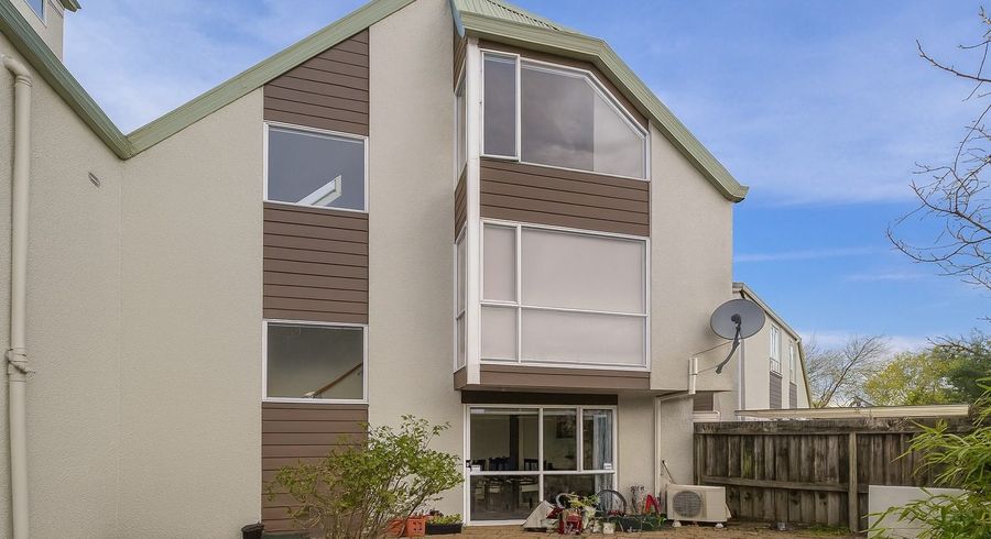  at 4/27 Maxwell Street, Riccarton, Christchurch City, Canterbury