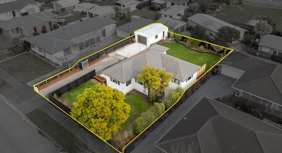  at 70 Inwoods Road, Parklands, Christchurch City, Canterbury
