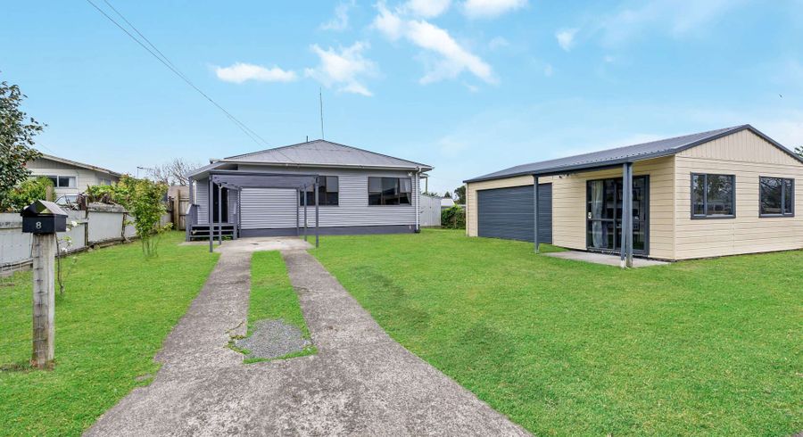  at 8 Murray Road, Fairy Springs, Rotorua