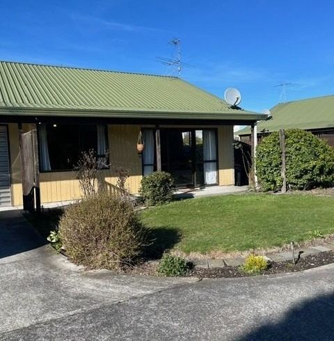  at 2/31 O'Briens Road, Sockburn, Christchurch City, Canterbury