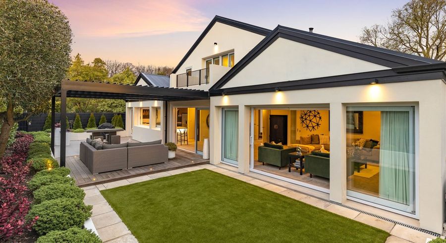  at 9B Weka Street, Fendalton, Christchurch