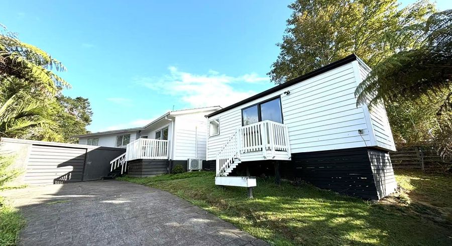  at 104 Kemp Road, Massey, Waitakere City, Auckland