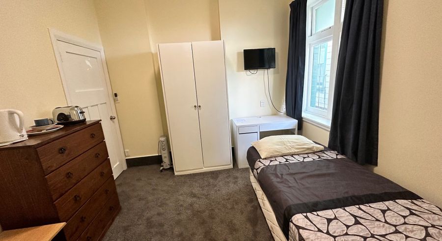  at 33 Thompson St, Mount Cook, Wellington, Wellington